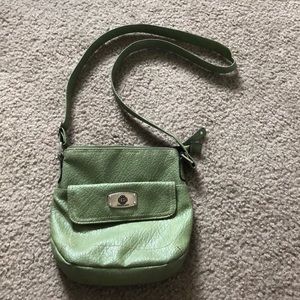 Perfect small over the body green bag!
